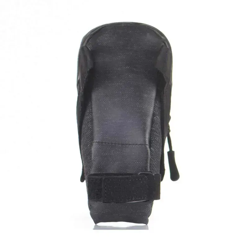 Lizard Skins Cache 0.8l Saddle Bag In Black-3