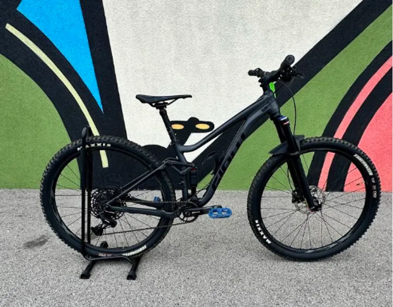 Pre-Owned Giant Stance 29 2 Size S