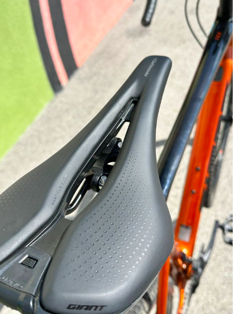 Giant TCX ADV Pro Medium Amber Glow-5