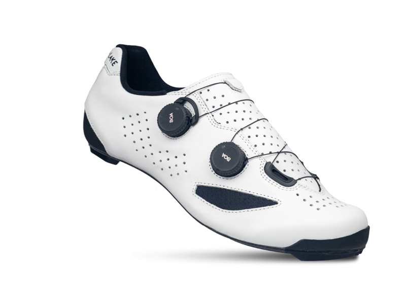 CX239 Wide White/Black 44-1