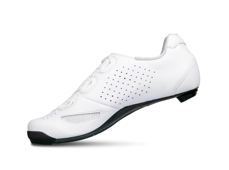 CX239 Wide White/Black 44-6