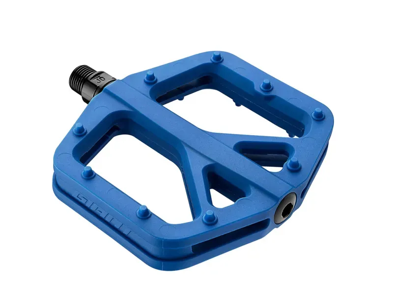 Giant Pinner Comp Flat Pedals in Blue