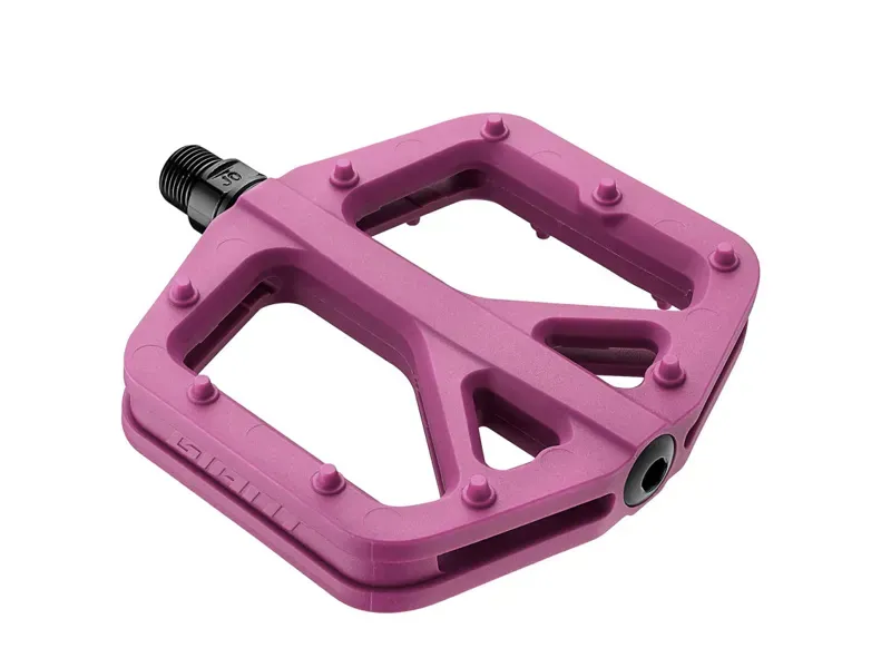 Giant Pinner 9/16 Comp Flat Pedals in Purple