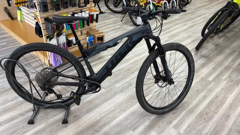 Trek E - Caliber 9.6 Gen 2 E MTB full suspension - MEDIUM