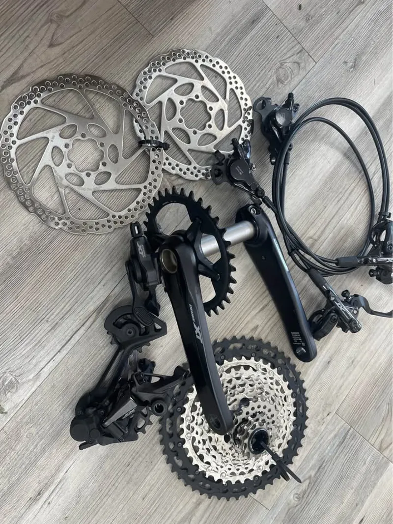 Take off - XT Groupset