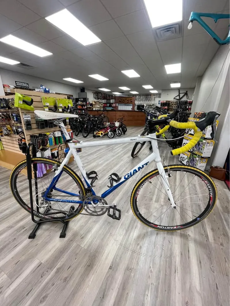 Giant TCX Cross Bike - XL