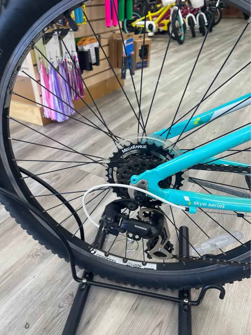 Trek SKYE XS Hybrid Bike - XS-1