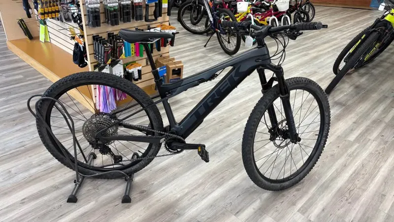 Trek E - Caliber 9.6 Gen 2 E MTB full suspension - MEDIUM-1