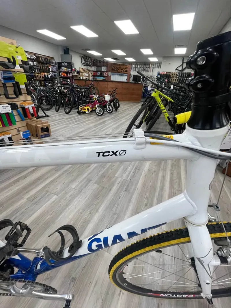 Giant TCX Cross Bike - XL-1