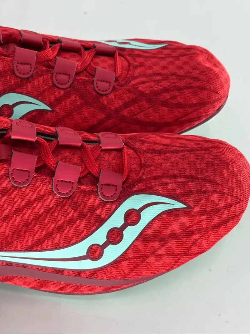 Saucony Racing - Vendetta Shoes - Women in Red/Blue-2