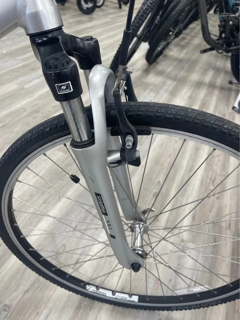 Trek Verve 2 Hybrid - 15-3