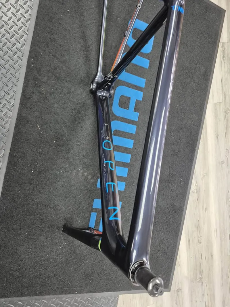 OPEN M.IND Large Road Bike Frameset-2