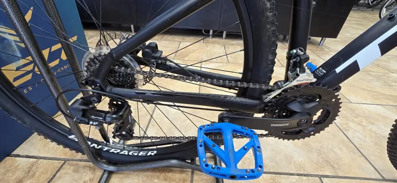 Trek Marlin 5 MTB - M-3