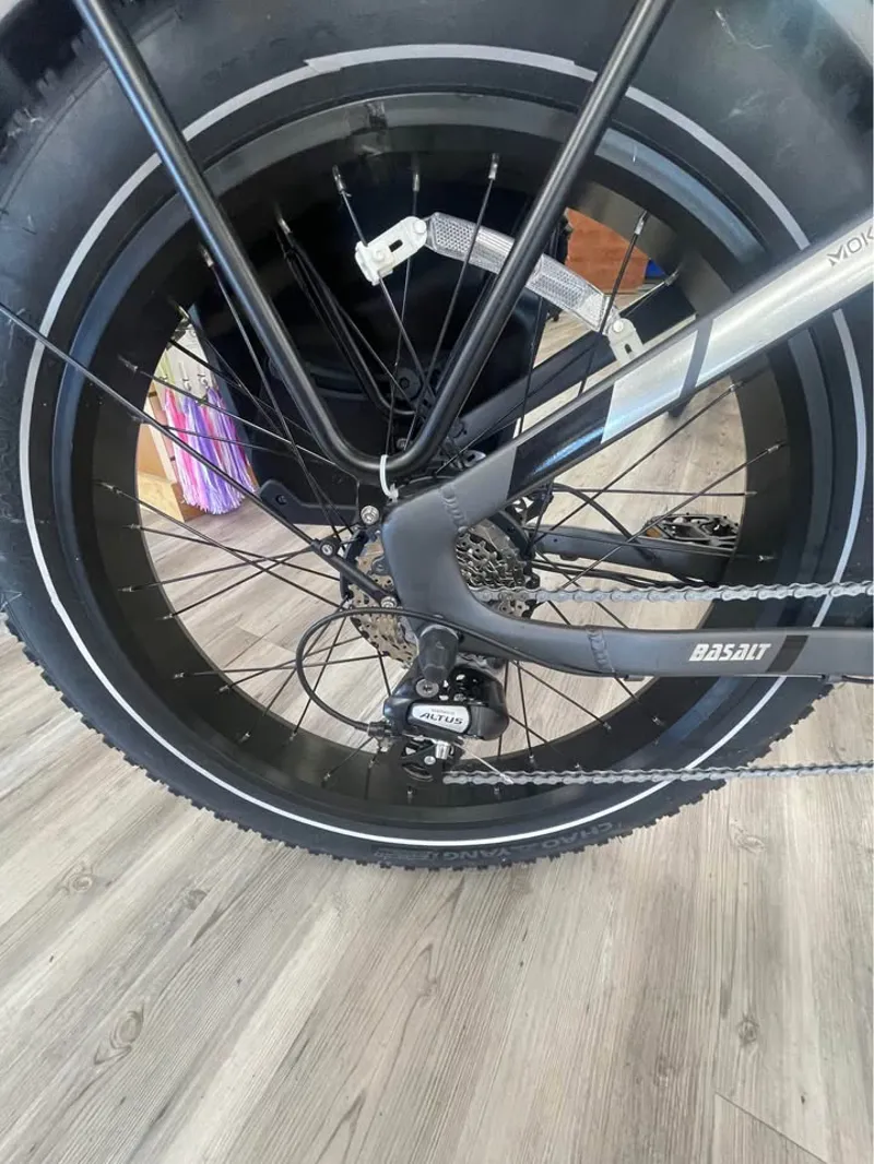MOKWHEEL Basalt E-Bike with extras-3