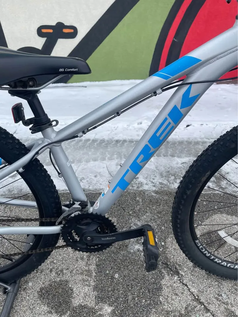 Trek Marlin 4 MTB Hardtail 27.5 - 13.5-3