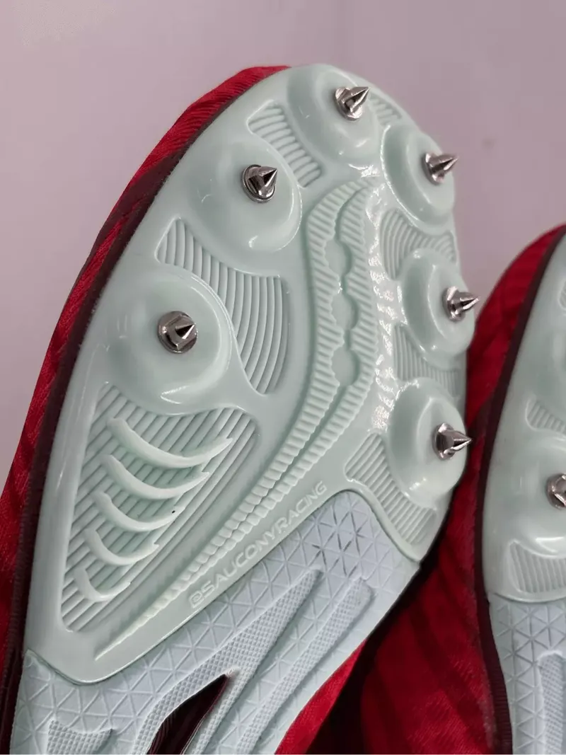 Saucony Racing - Vendetta Shoes - Women in Red/Blue-4