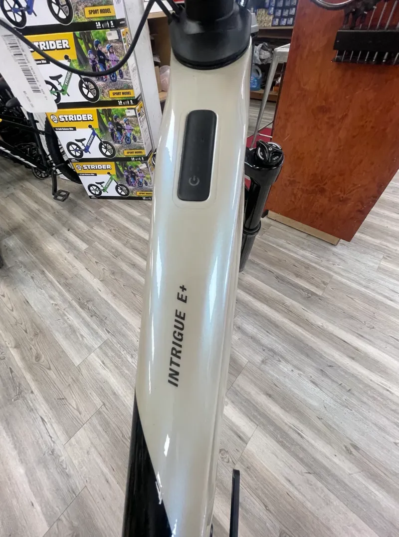 LIV Intrigue X Advanced E+ Elite 3 - Shoreline-Pearl White - Medium-4