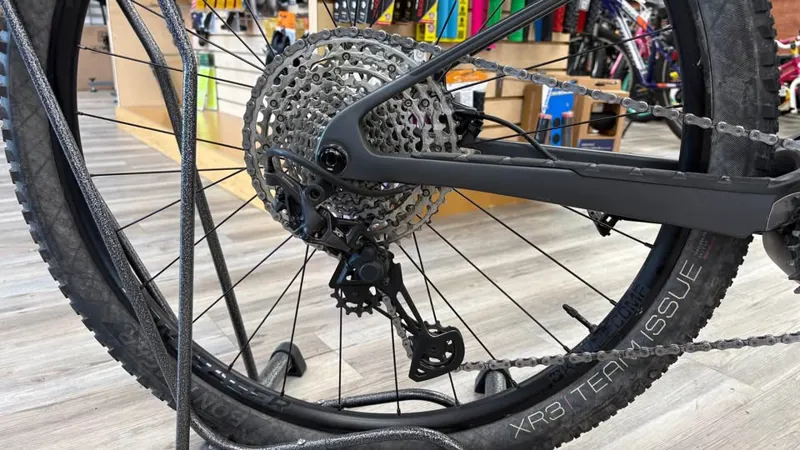 Trek E - Caliber 9.6 Gen 2 E MTB full suspension - MEDIUM-4