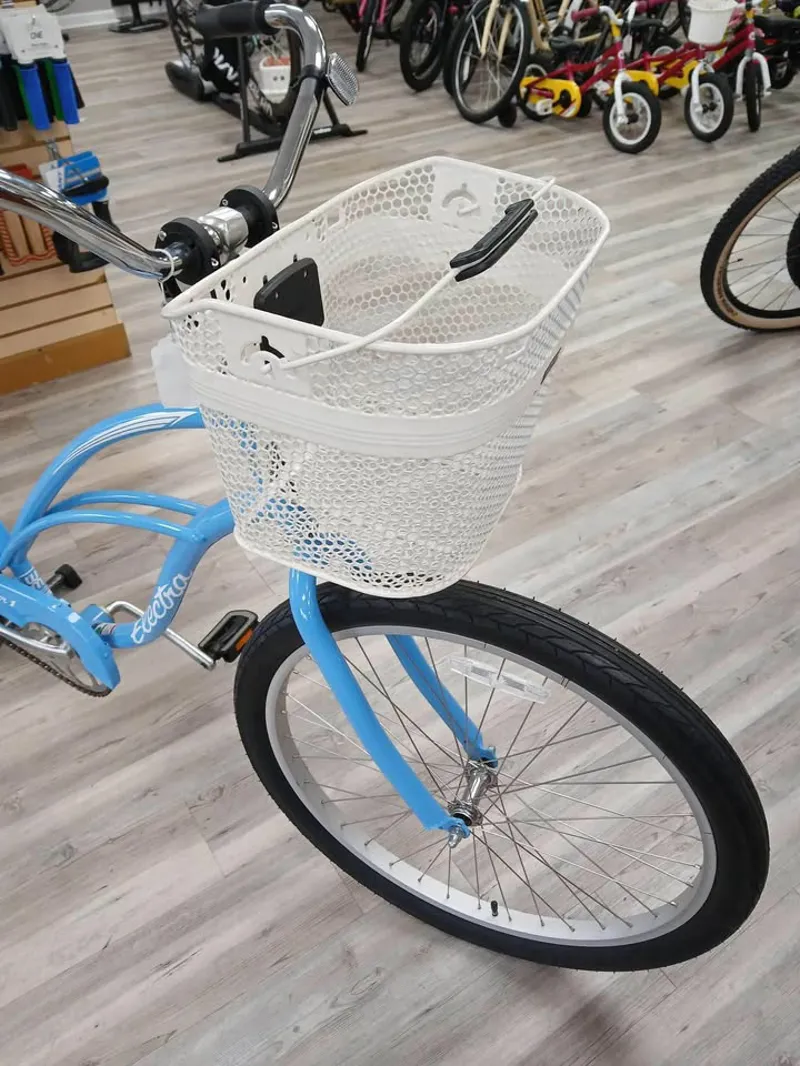 Electra Single Speed Cruiser 1-4