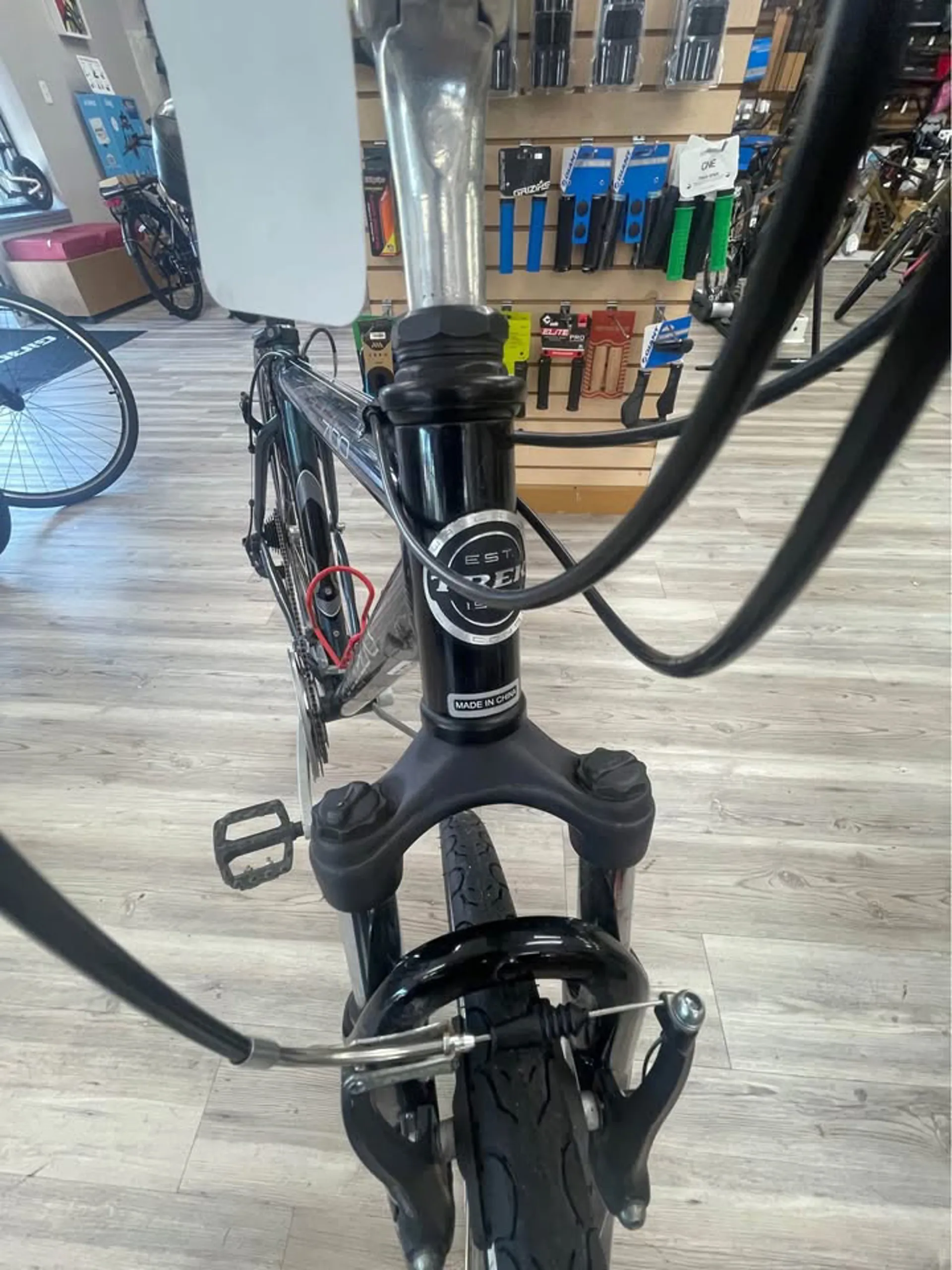 Trek 7100 - L - PreOwned