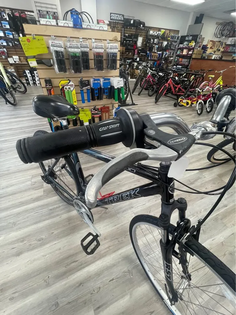 Trek 7100 - L - PreOwned-5