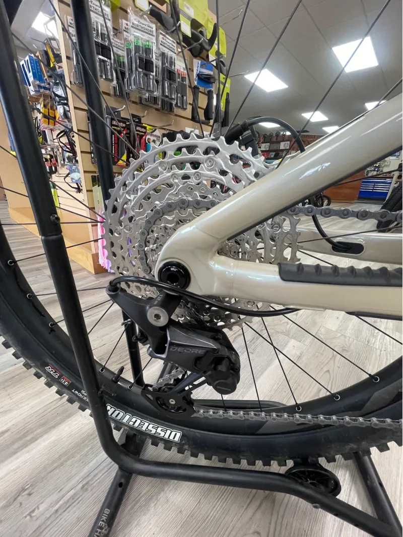 LIV Intrigue X Advanced E+ Elite 3 - Shoreline-Pearl White - Medium-5