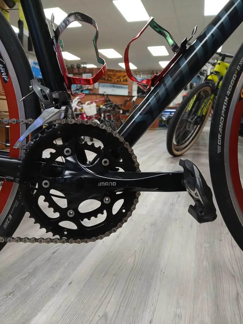 Specialized Road Bike - 56cm-5