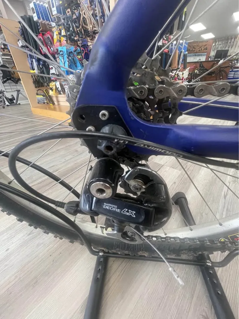 Cannondale F600 Mountain Bike - Large-6