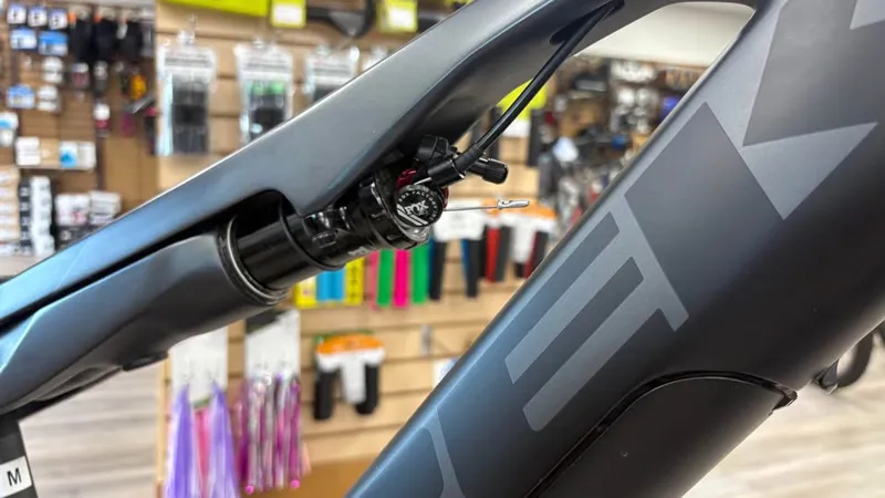 Trek E - Caliber 9.6 Gen 2 E MTB full suspension - MEDIUM-6