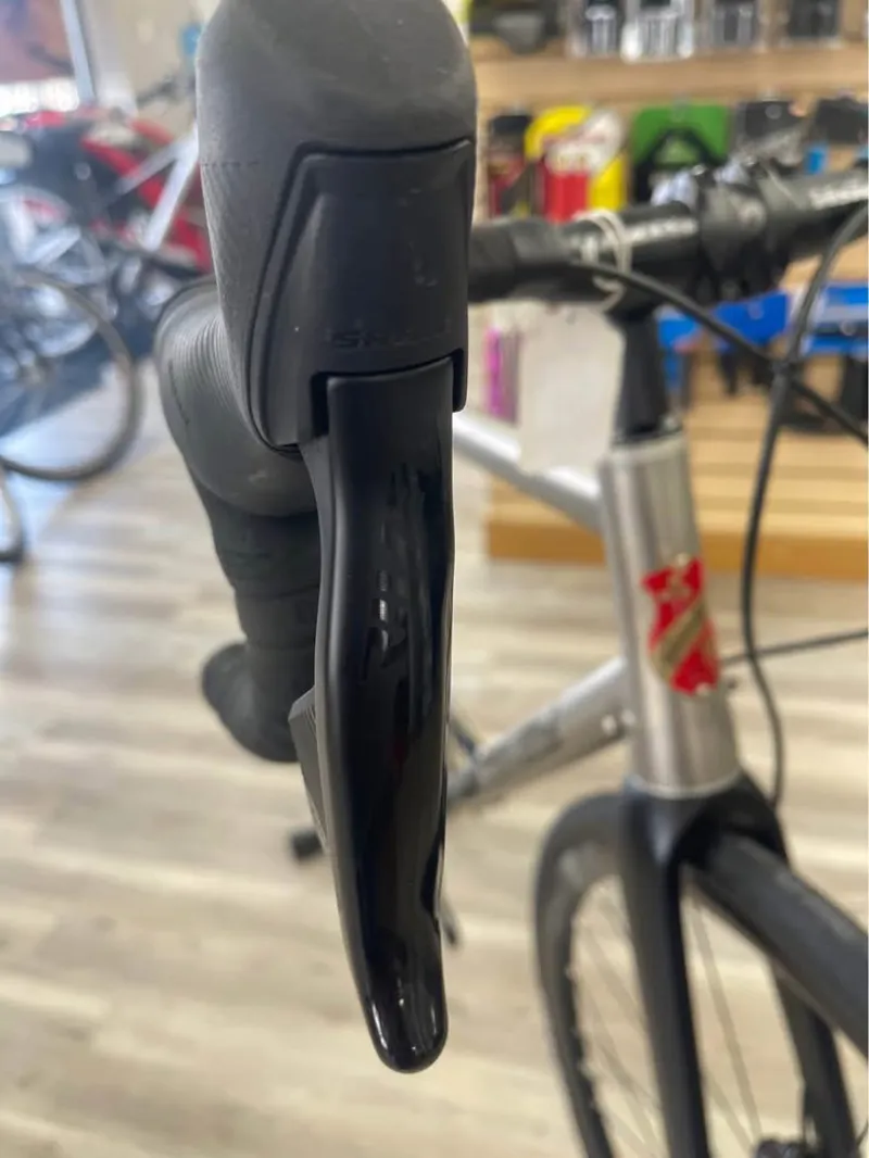 2023 Lynskey R300 Titanium Road bike - LARGE-6