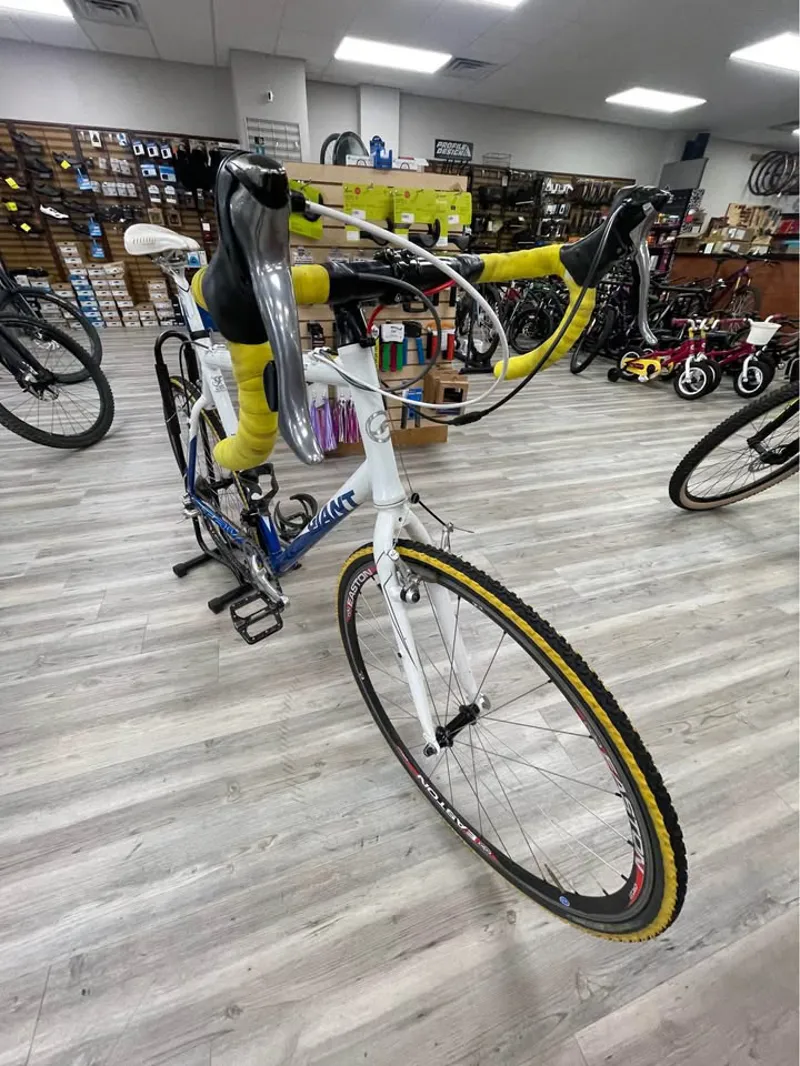 Giant TCX Cross Bike - XL-7