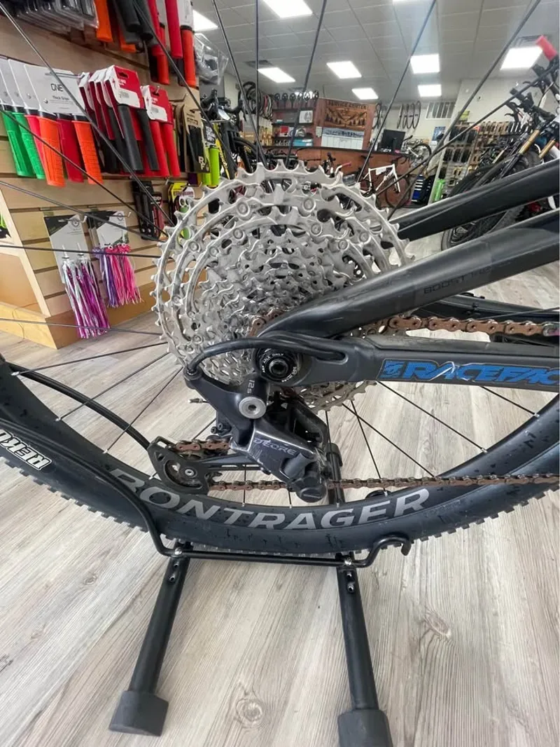2017 Trek Top Fuel Carbon Mountain Bike - Large-7