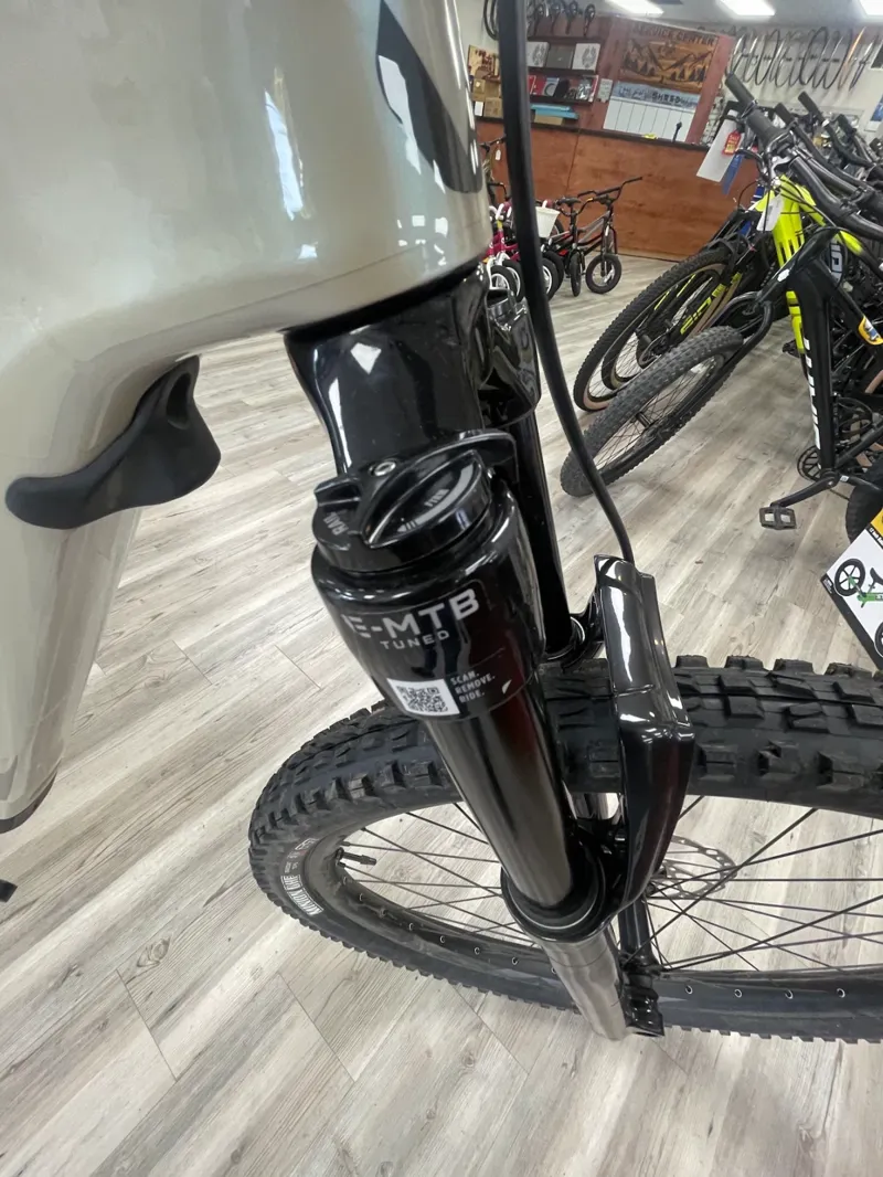 LIV Intrigue X Advanced E+ Elite 3 - Shoreline-Pearl White - Medium-8