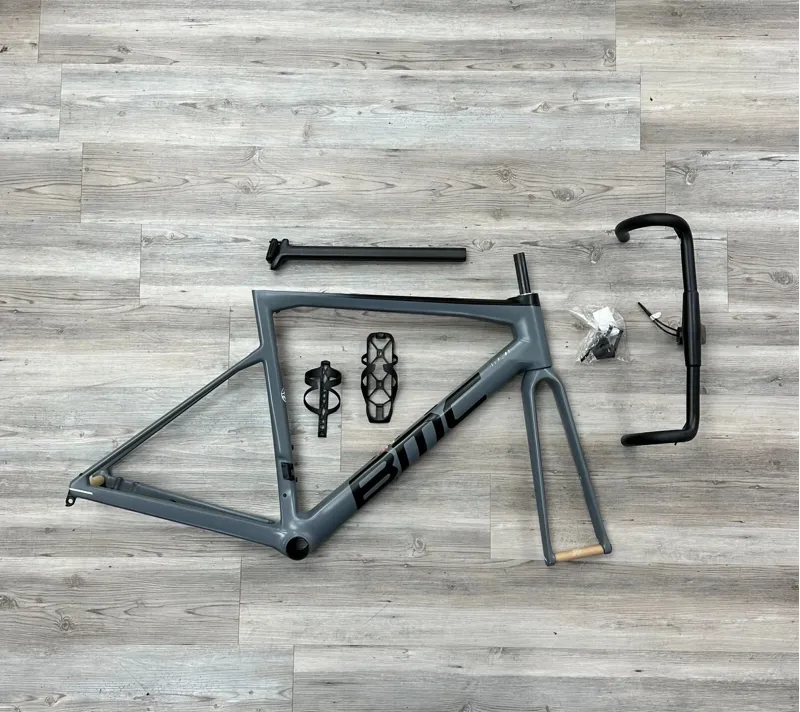 BMC Roadmachine FRS V1 Carbon Frameset 54 in Metallic Grey