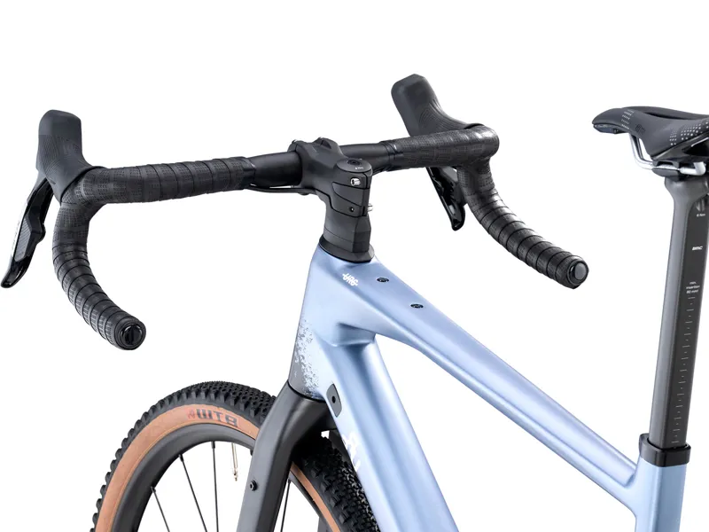 BMC URS ONE Gravel Bike M in Metallic Blue/White/Black-6