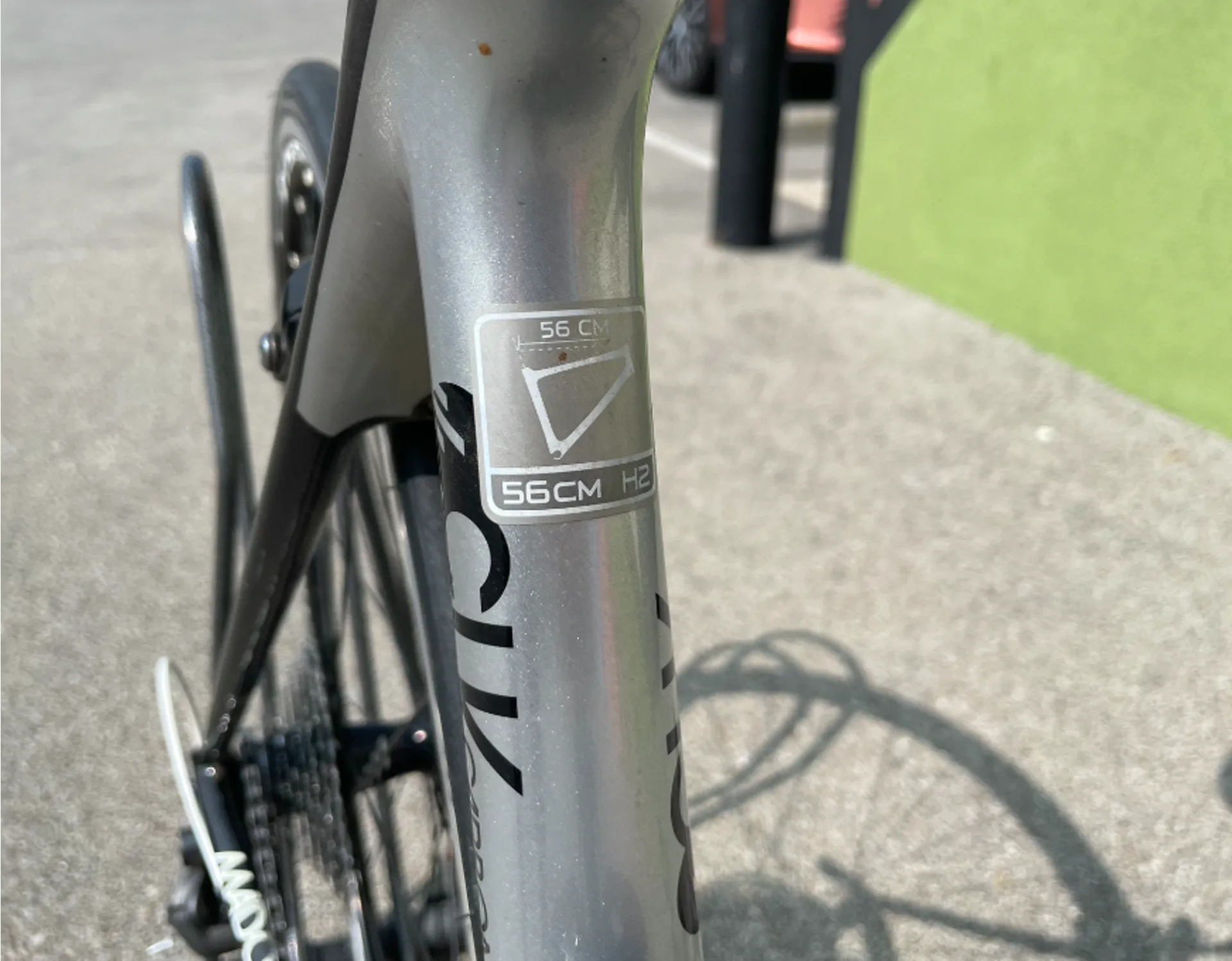 Trek Madone Four 4.5 56cm - Black/Silver