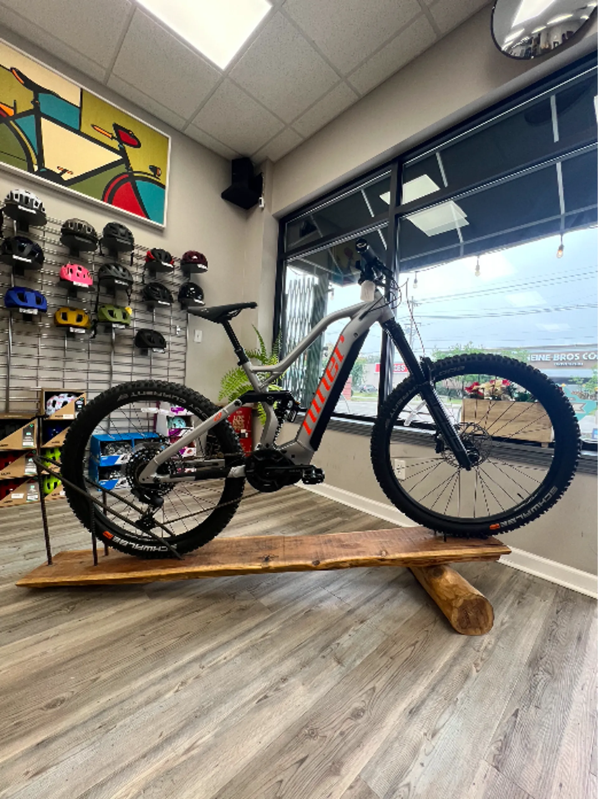 2023 Niner WFO e9 3 Star Small Demo Bike