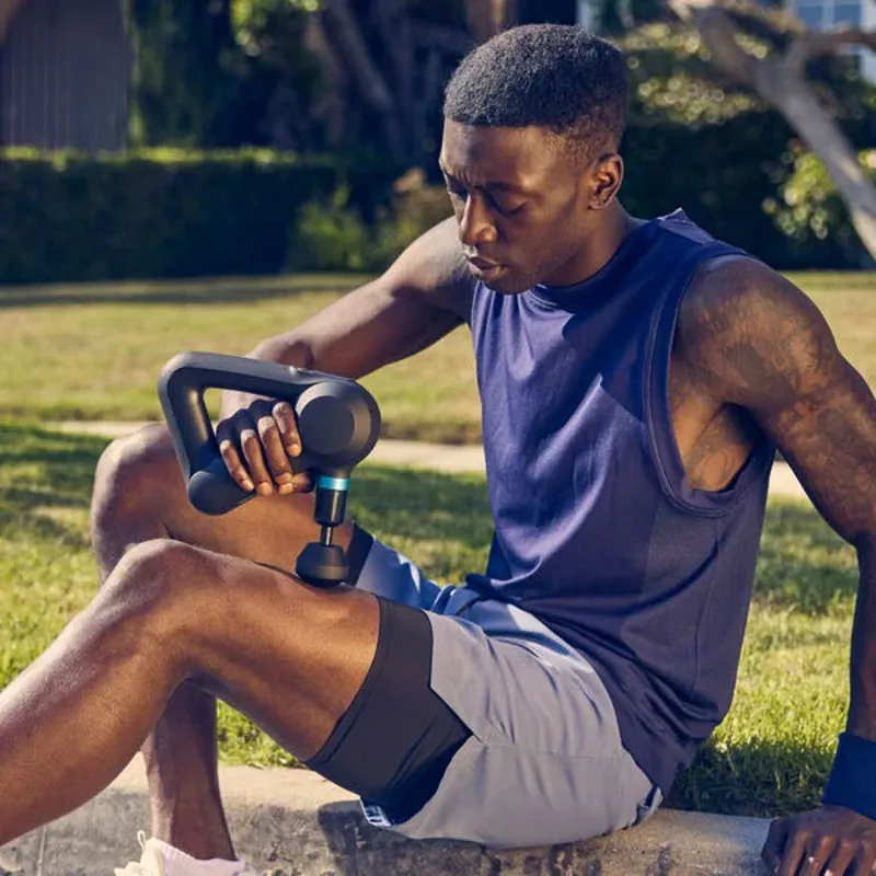 Theragun Elite Black-1