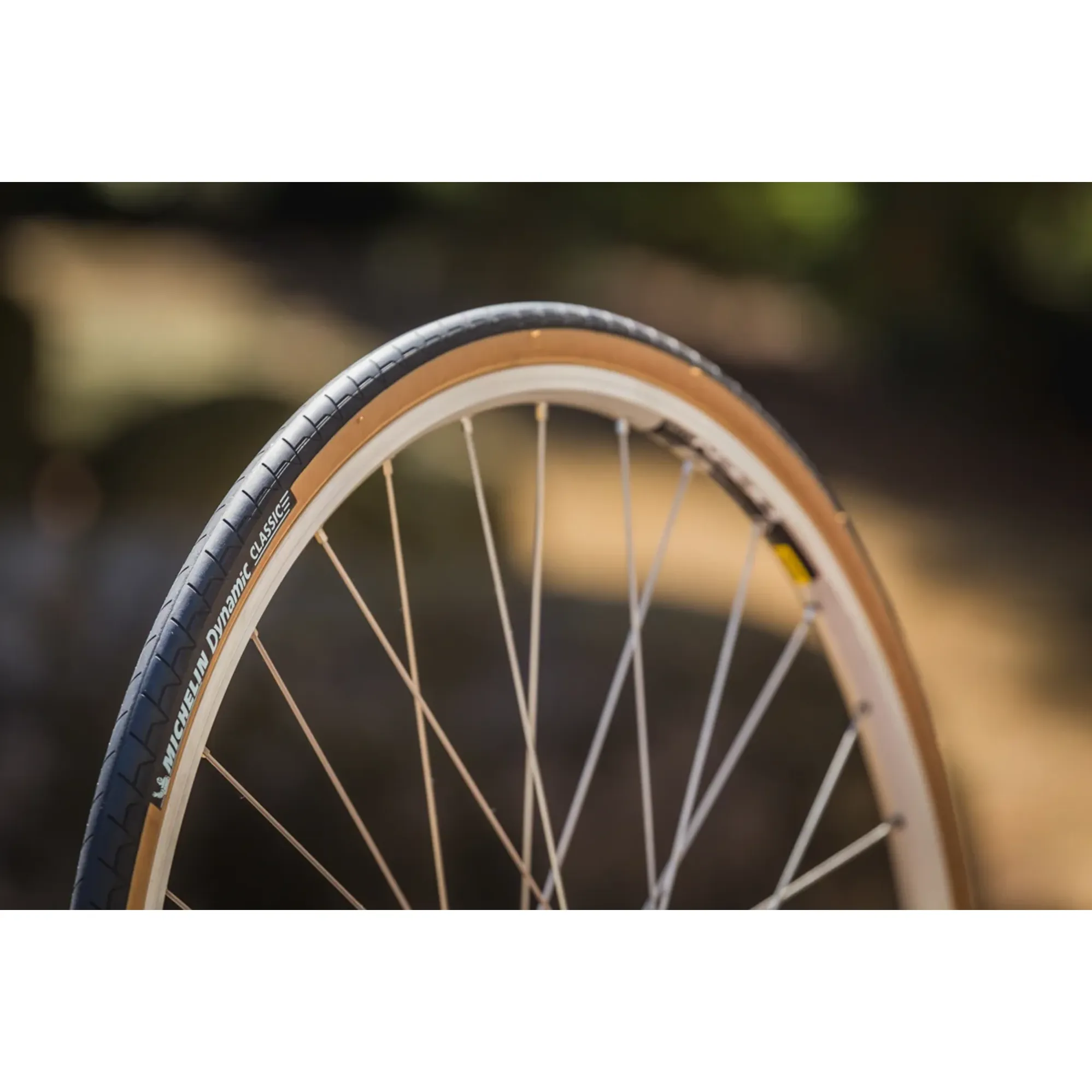Pneu MICHELIN DYNAMIC Classic 700x28 Pneu MICHELIN DYNAMIC Classic 700x28