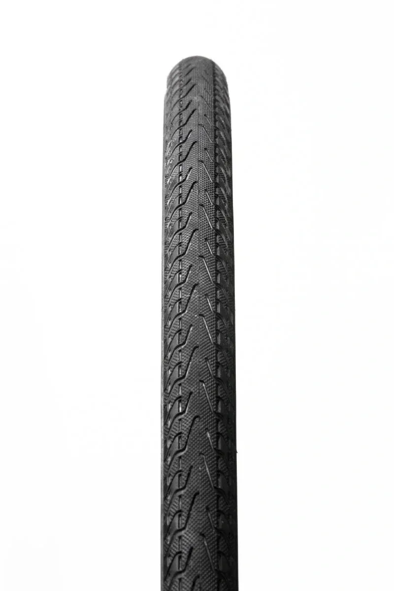 Panaracer Pasela Protite Wire Urban/Commuter Tire 27x1.25 inch in Black/Yellow-1