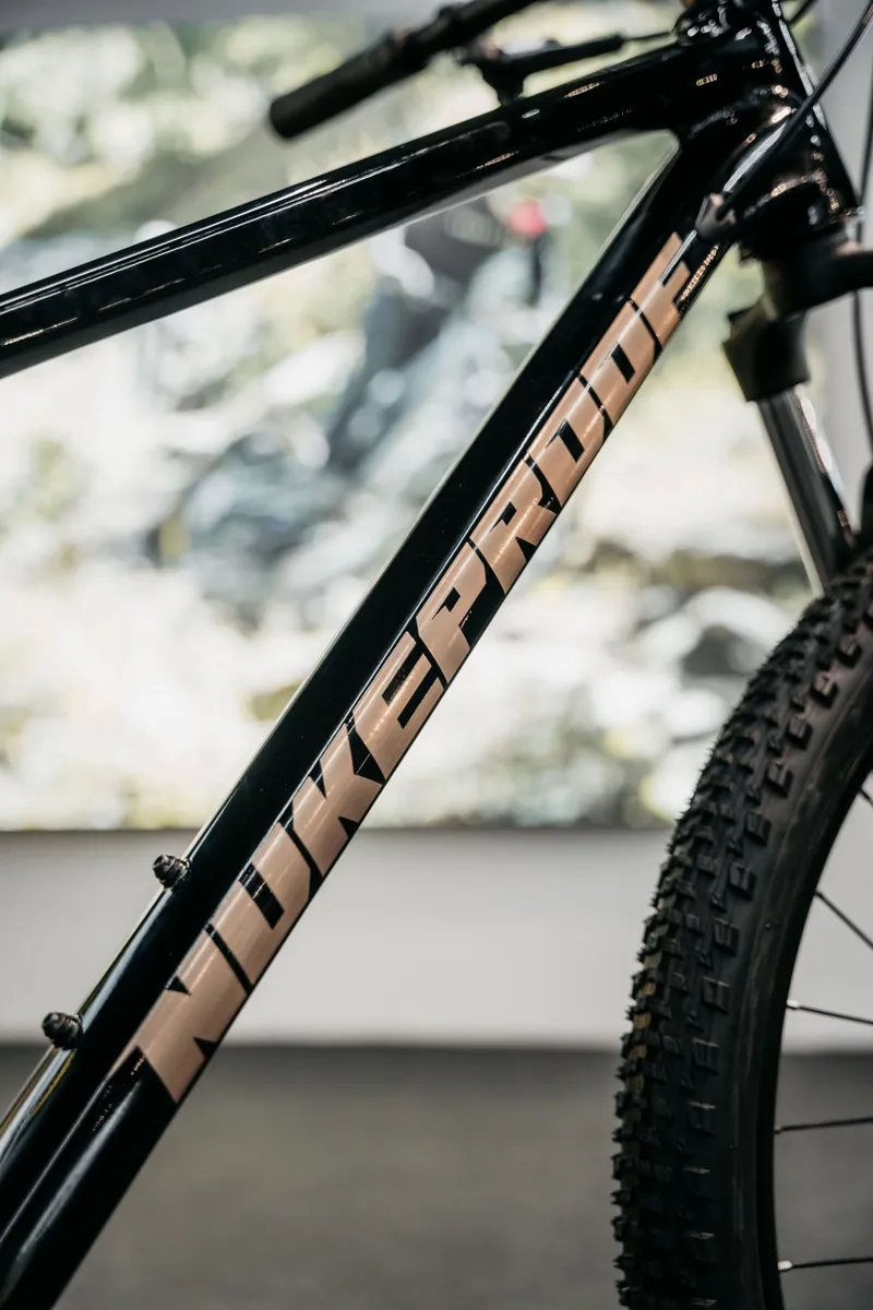 Nukeproof Tracker 290 Sport Large Mountain Bike in Black-3