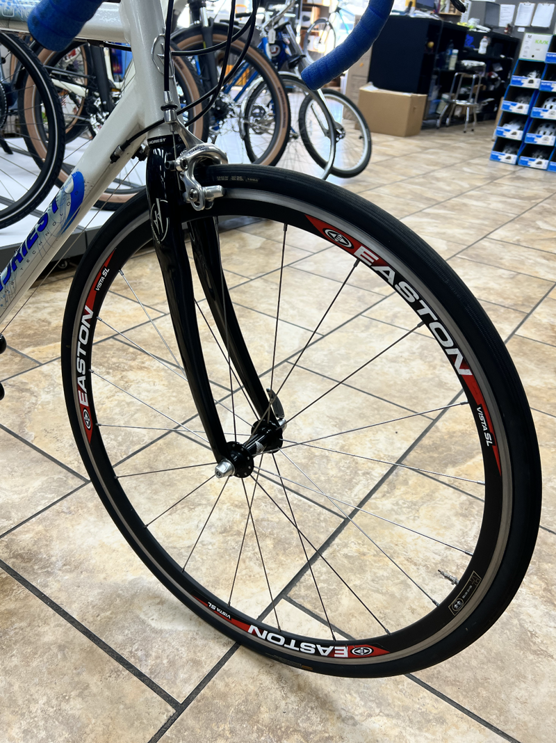 Fondriest 56cm Whitet - Road Bike-6