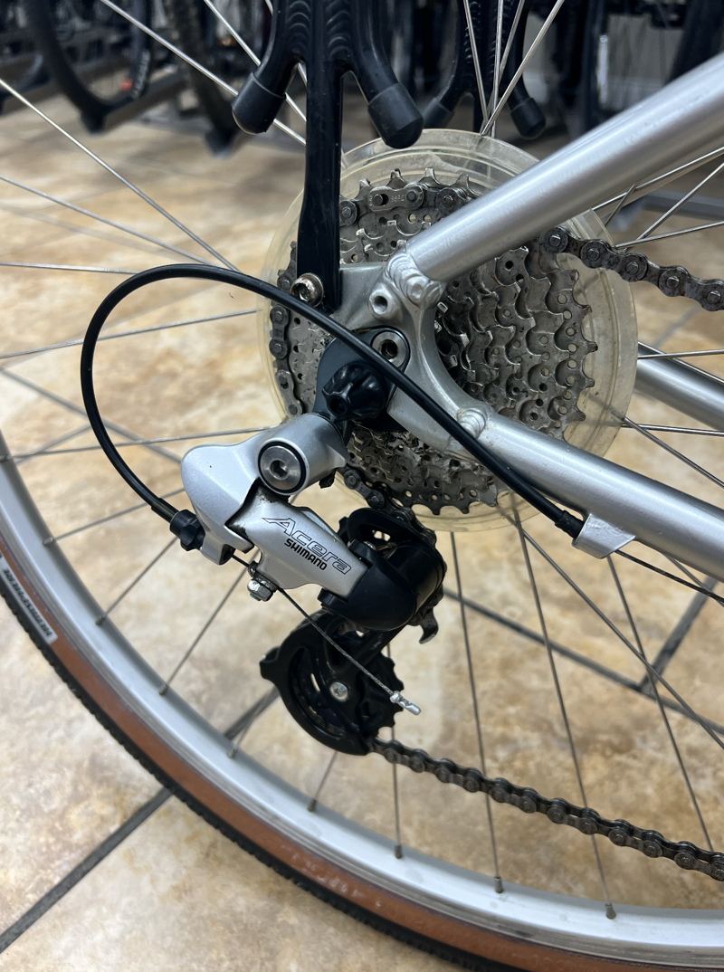 Specialized Crossroad Md Slvr Step-Thru Hybrid-4