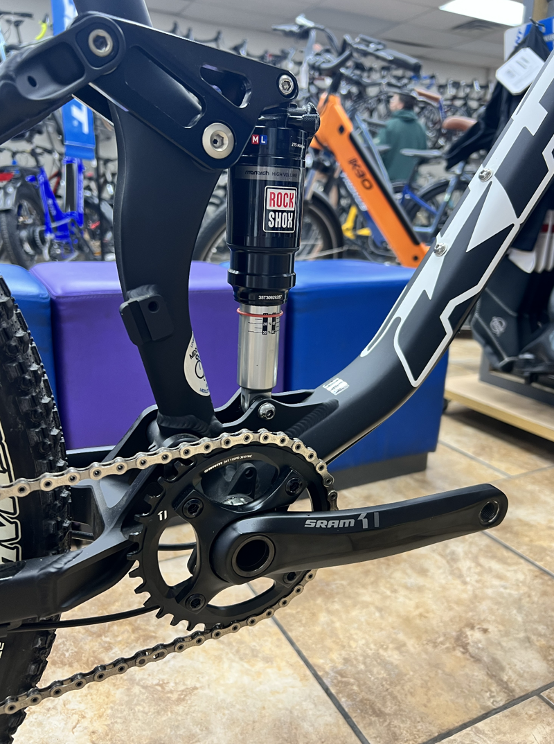 KHS 650 6500 XL Blk/Wht-7