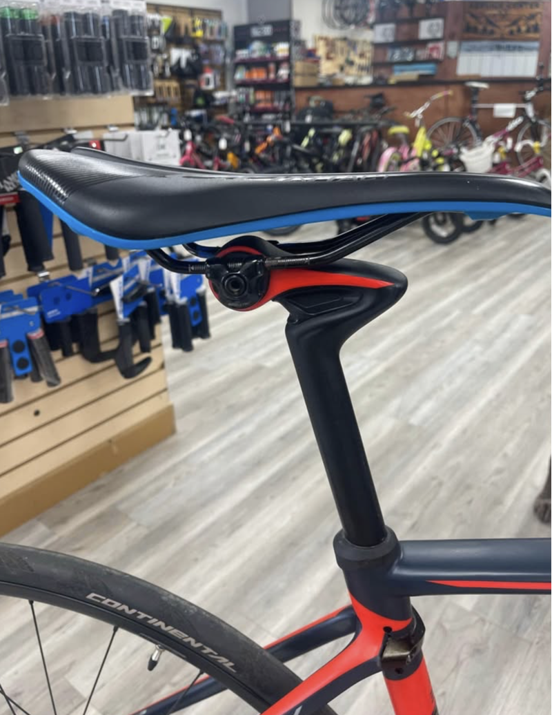 Pre-Owned Specialized Roubaix - 54cm-5