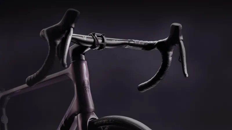 Bianchi Infinito Ultegra Di2 12SP Road Bike 53cm in 2M-3