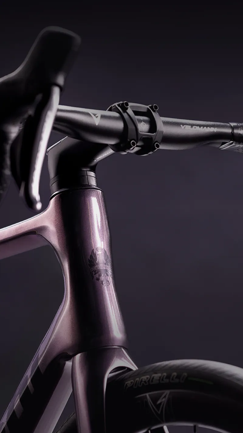 Bianchi Infinito Ultegra Di2 12SP Road Bike 53cm in 2M-4