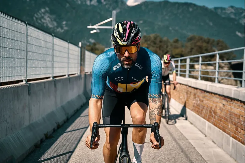 Continental Grand Prix 5000 AS TR All Season Tubeless Folding Tire 700x35 in Black/Cream-7