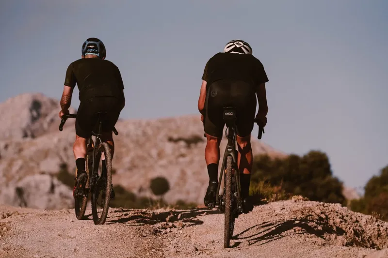 Continental Terra Speed ProTection Tubeless Folding Tire 700x45 in Black SL-2