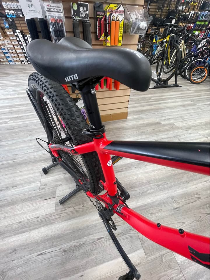 Haro Subvert HT3 27.5 Plus Mountain Bike 14.5-2
